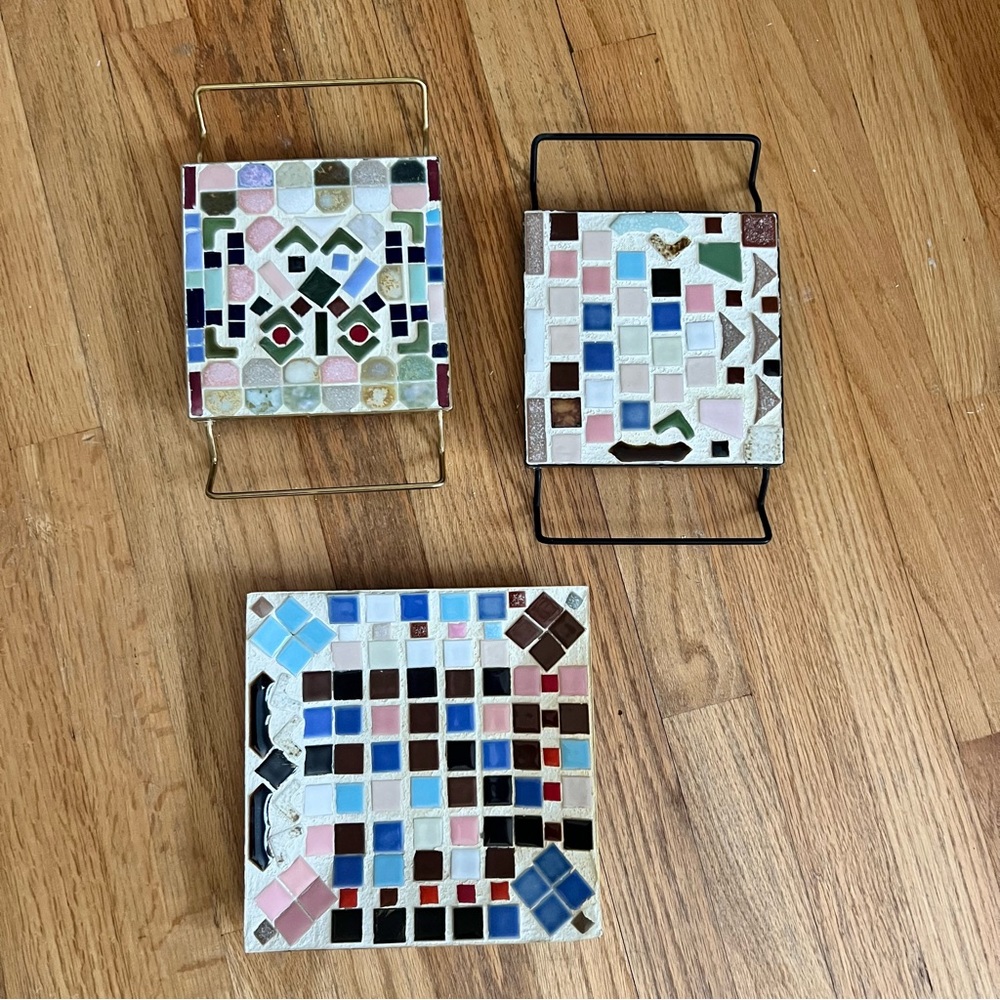 3 piece MCM Trivet and dish set made of tile mosaic excellent condition
